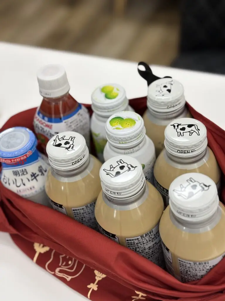 まとめ売り　200点以上 化粧品 ね*こ様 ね*こ様 まとめ 化粧品 ね*こ様 200点以上 まとめ売り 化粧品 アイシャドウ